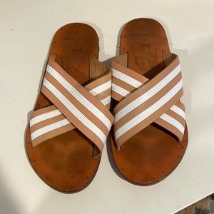 Beek leather sandals